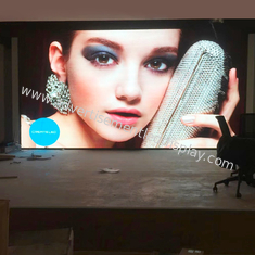 Reklam Stratejinizi Geliştirin Parlaklık Demir Kabine Malzemesi ile LED Ekranlar OEM