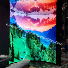Ultra Geniş Görme Açısı Kapalı Reklam LED Ekranı Geniş İzleyici Erişimi İçin