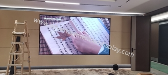 Parlak Renkli LED Reklam Ekranı IP65 İzleyici Reklam için Demir Dış LED Ekranı