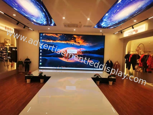 Dinamik LED Reklam Ekranı Canlı Renklerle