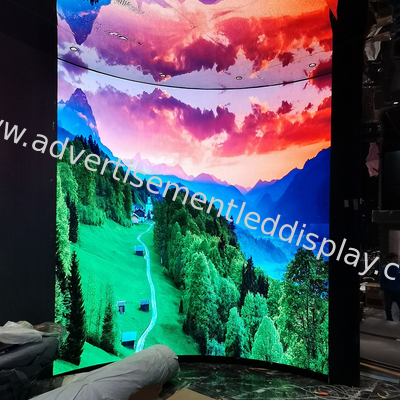Ultra Geniş Görme Açısı Kapalı Reklam LED Ekranı Geniş İzleyici Erişimi İçin